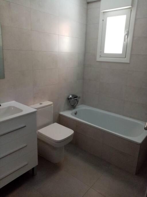 Casa Julio, Bonita Casa Comoda Y Espaciosa, Totalmente Reformada Con Terraza Y Jardin Privado Riezu Zewnętrze zdjęcie