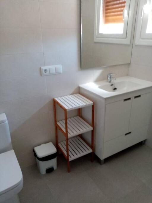 Casa Julio, Bonita Casa Comoda Y Espaciosa, Totalmente Reformada Con Terraza Y Jardin Privado Riezu Zewnętrze zdjęcie