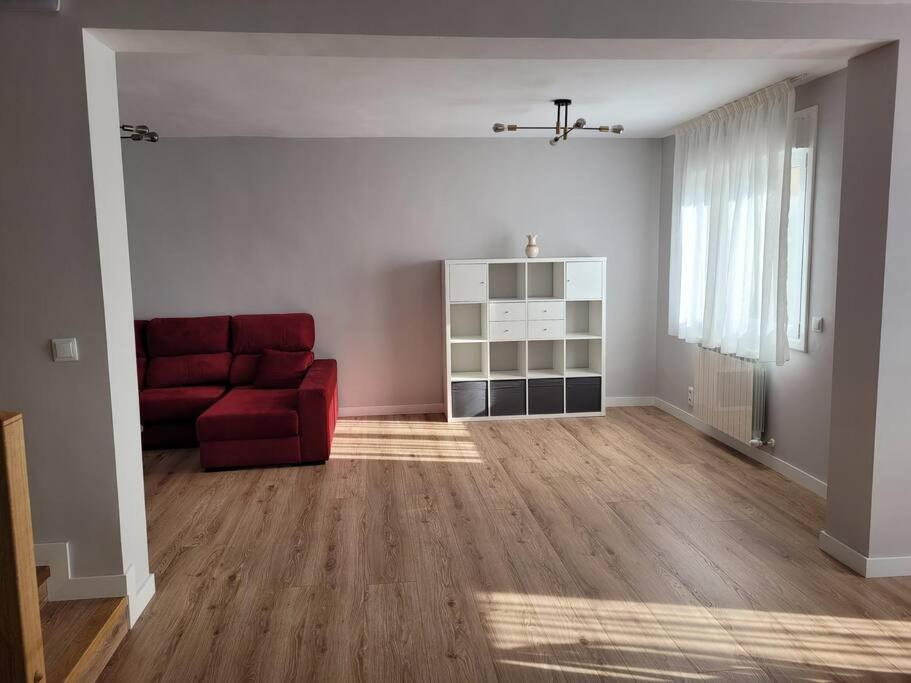 Casa Julio, Bonita Casa Comoda Y Espaciosa, Totalmente Reformada Con Terraza Y Jardin Privado Riezu Zewnętrze zdjęcie