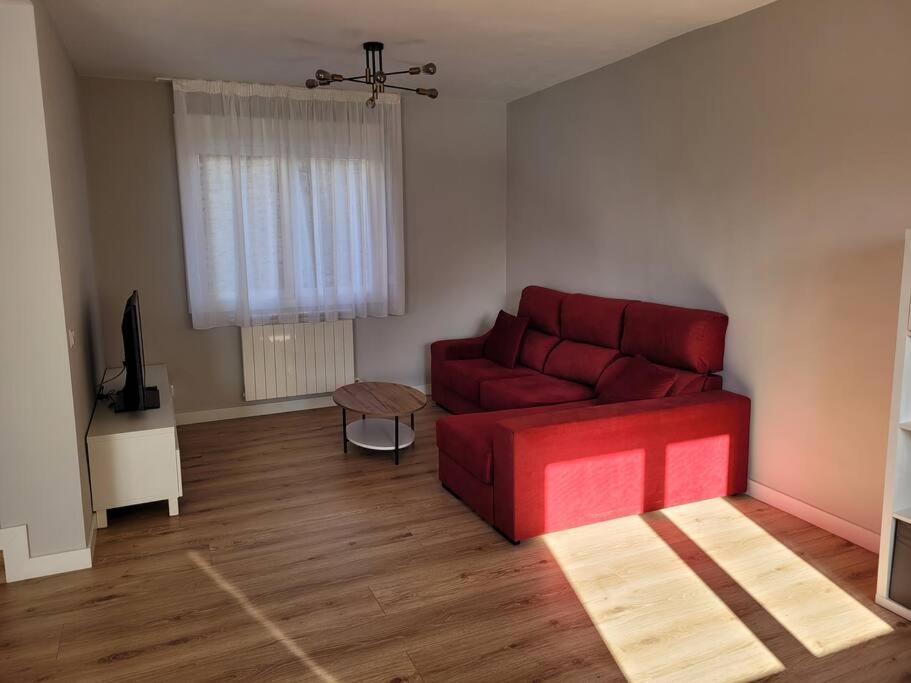 Casa Julio, Bonita Casa Comoda Y Espaciosa, Totalmente Reformada Con Terraza Y Jardin Privado Riezu Zewnętrze zdjęcie